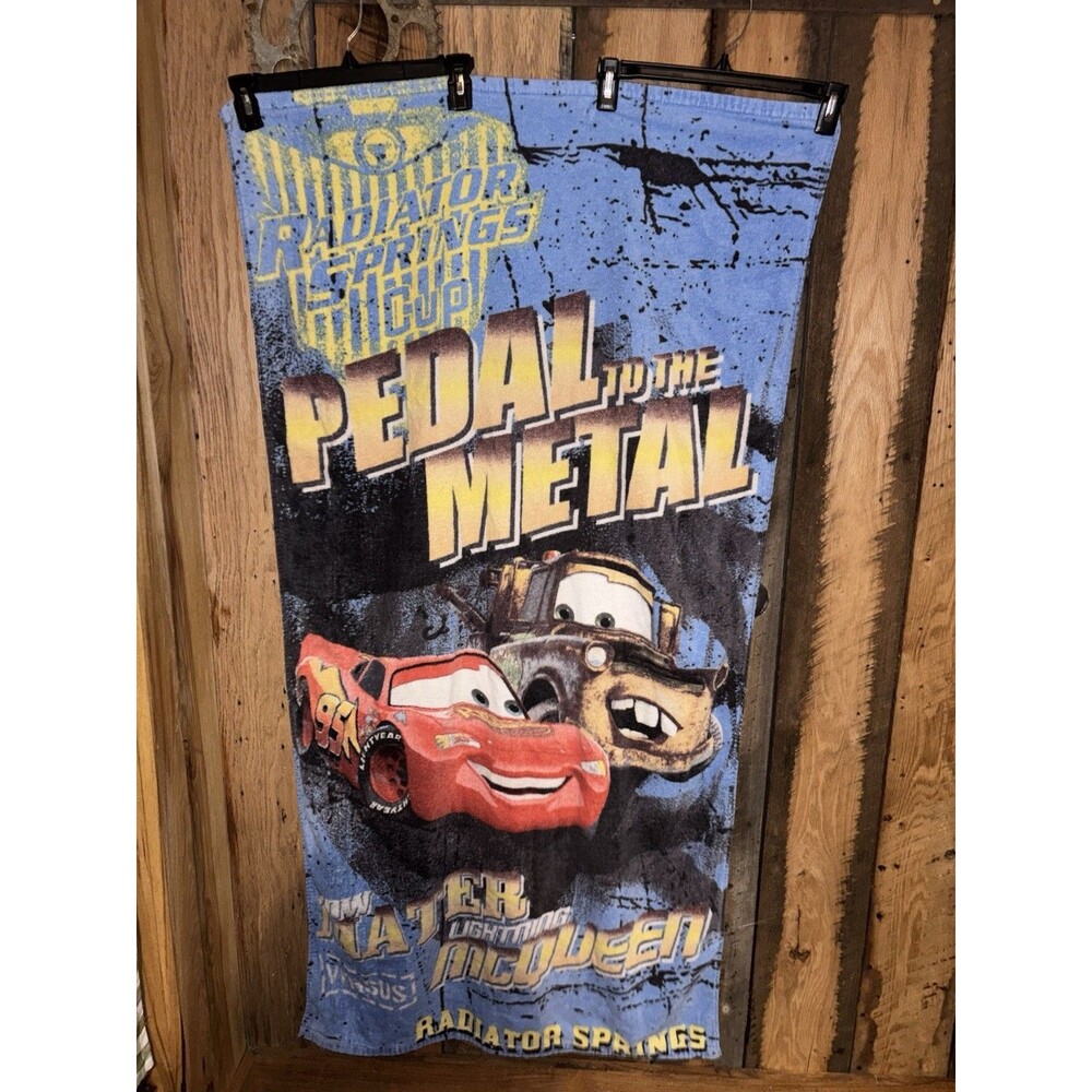 Disney Pixar Cars Pedal To The Metal Beach Towel 56" X 30" Lightning Mqueen